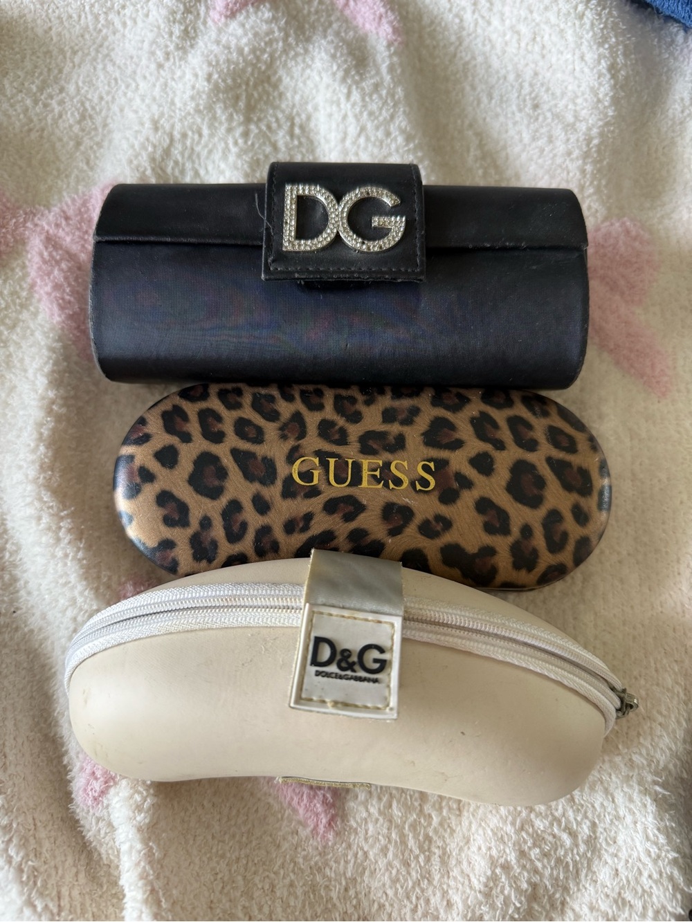 Dolce and gabbana and guess sunglasses cases lot